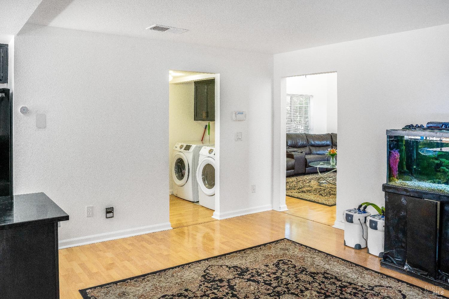 Cimarron Drive, Vallejo, California image 37