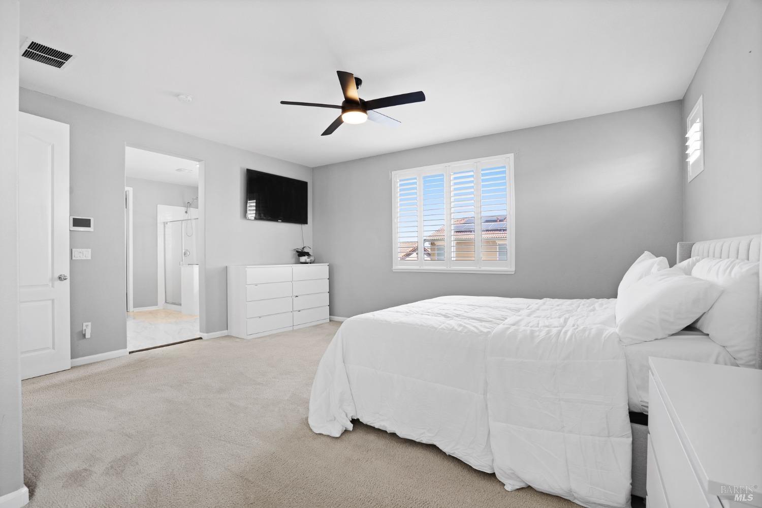 Detail Gallery Image 26 of 51 For 825 Hampton St, Vacaville,  CA 95687 - 4 Beds | 3/1 Baths