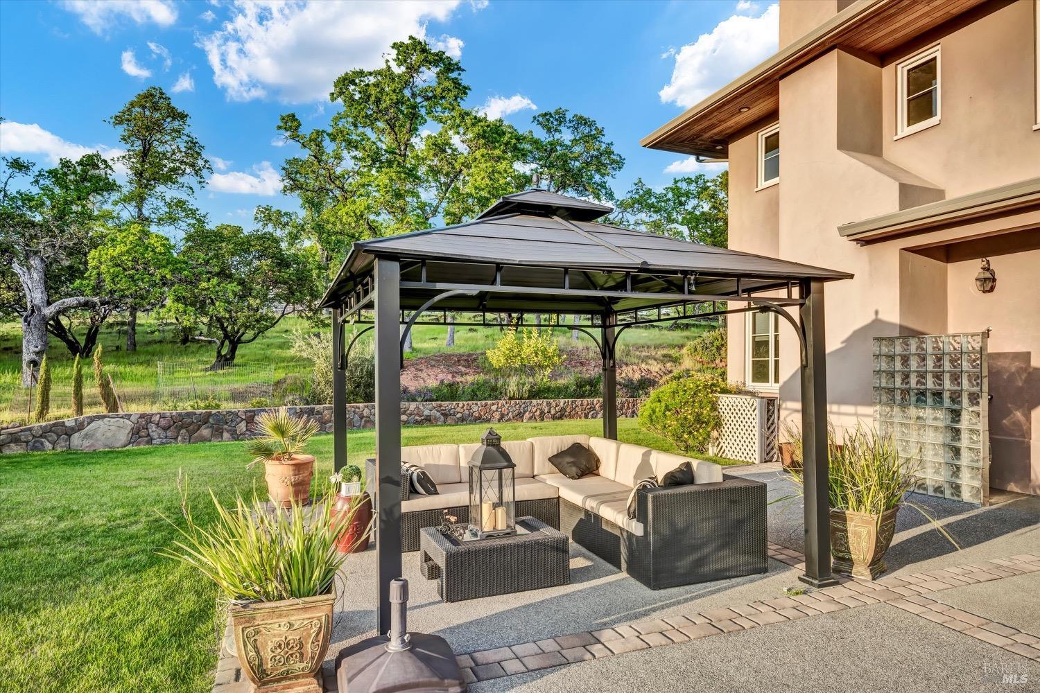 Detail Gallery Image 69 of 79 For 19255 Dallas Ct, Hidden Valley Lake,  CA 95467 - 4 Beds | 4/1 Baths