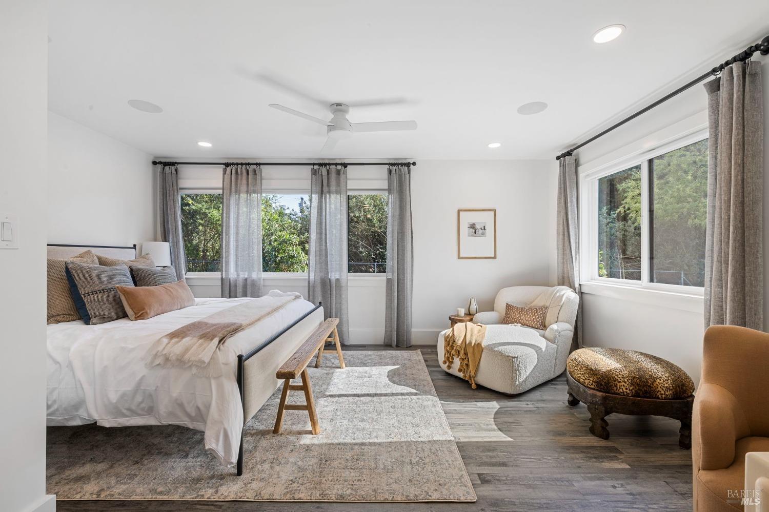Detail Gallery Image 21 of 95 For 3314 Gravenstein Hwy, Sebastopol,  CA 95472 - 7 Beds | 4/1 Baths