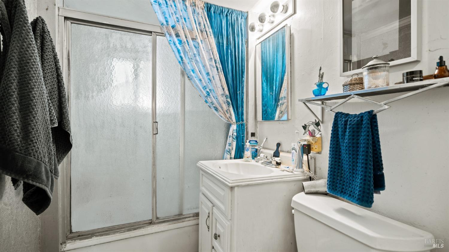 Detail Gallery Image 10 of 25 For 306 Else Way, Cloverdale,  CA 95425 - 2 Beds | 1 Baths