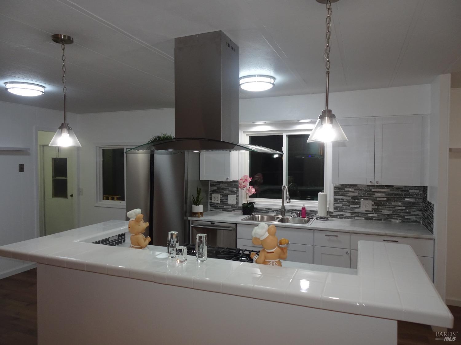 Detail Gallery Image 6 of 43 For 41 Bel Air Cir, Fairfield,  CA 94533 - 3 Beds | 2 Baths