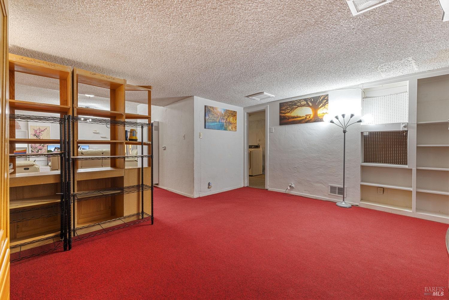 Gordon Street, Vallejo, California image 30