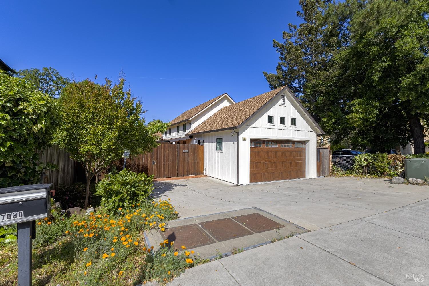 Detail Gallery Image 46 of 55 For 17080 Highway 12 Hwy, Sonoma,  CA 95476 - 2 Beds | 2 Baths