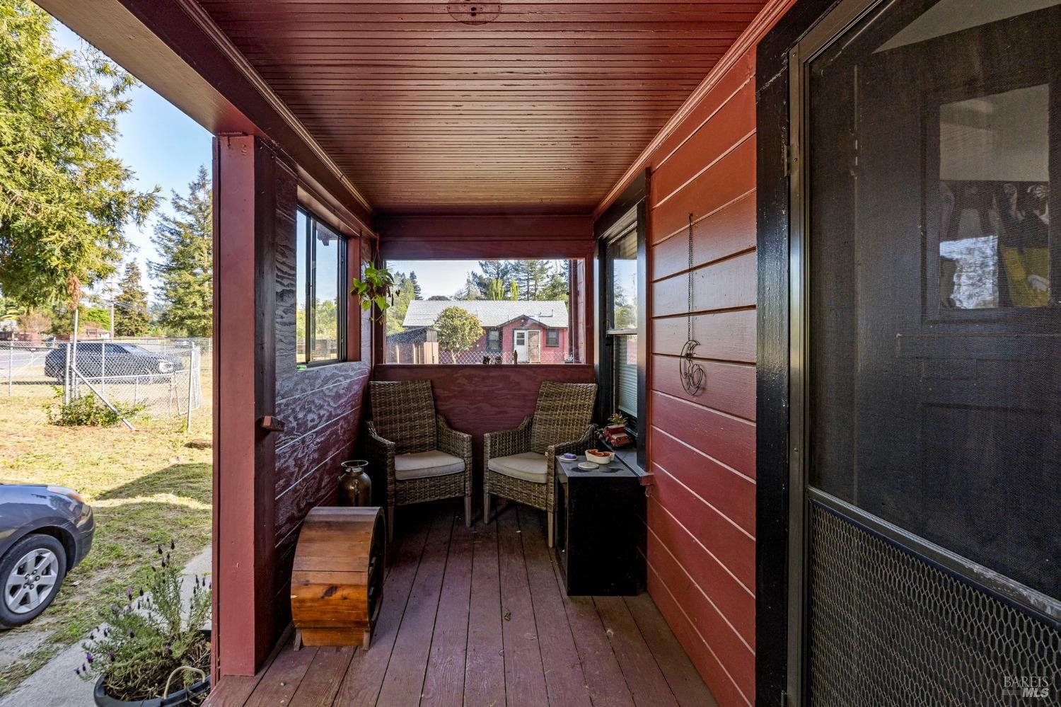 Detail Gallery Image 89 of 95 For 3314 Gravenstein Hwy, Sebastopol,  CA 95472 - 7 Beds | 4/1 Baths