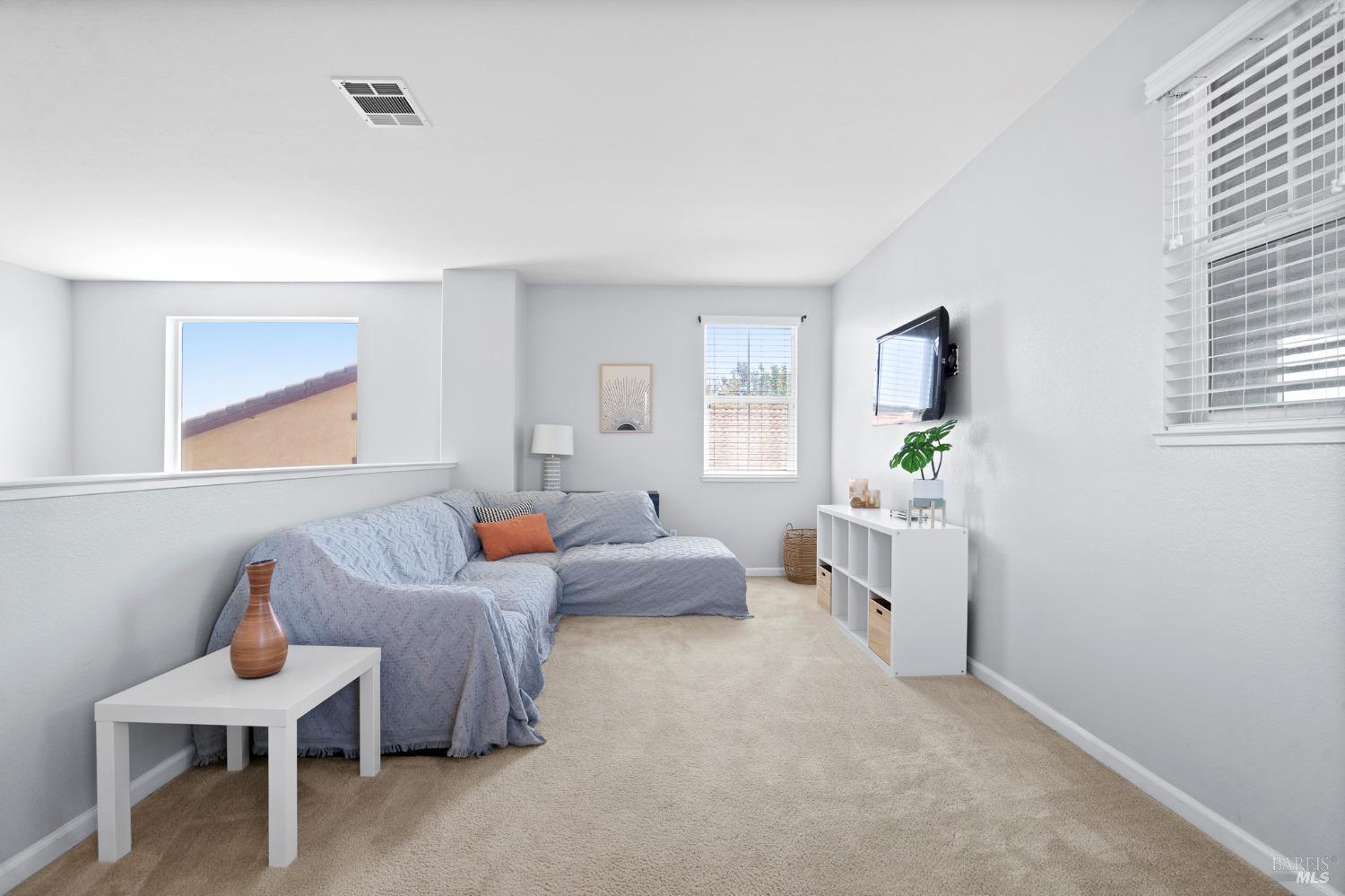 Detail Gallery Image 39 of 51 For 825 Hampton St, Vacaville,  CA 95687 - 4 Beds | 3/1 Baths