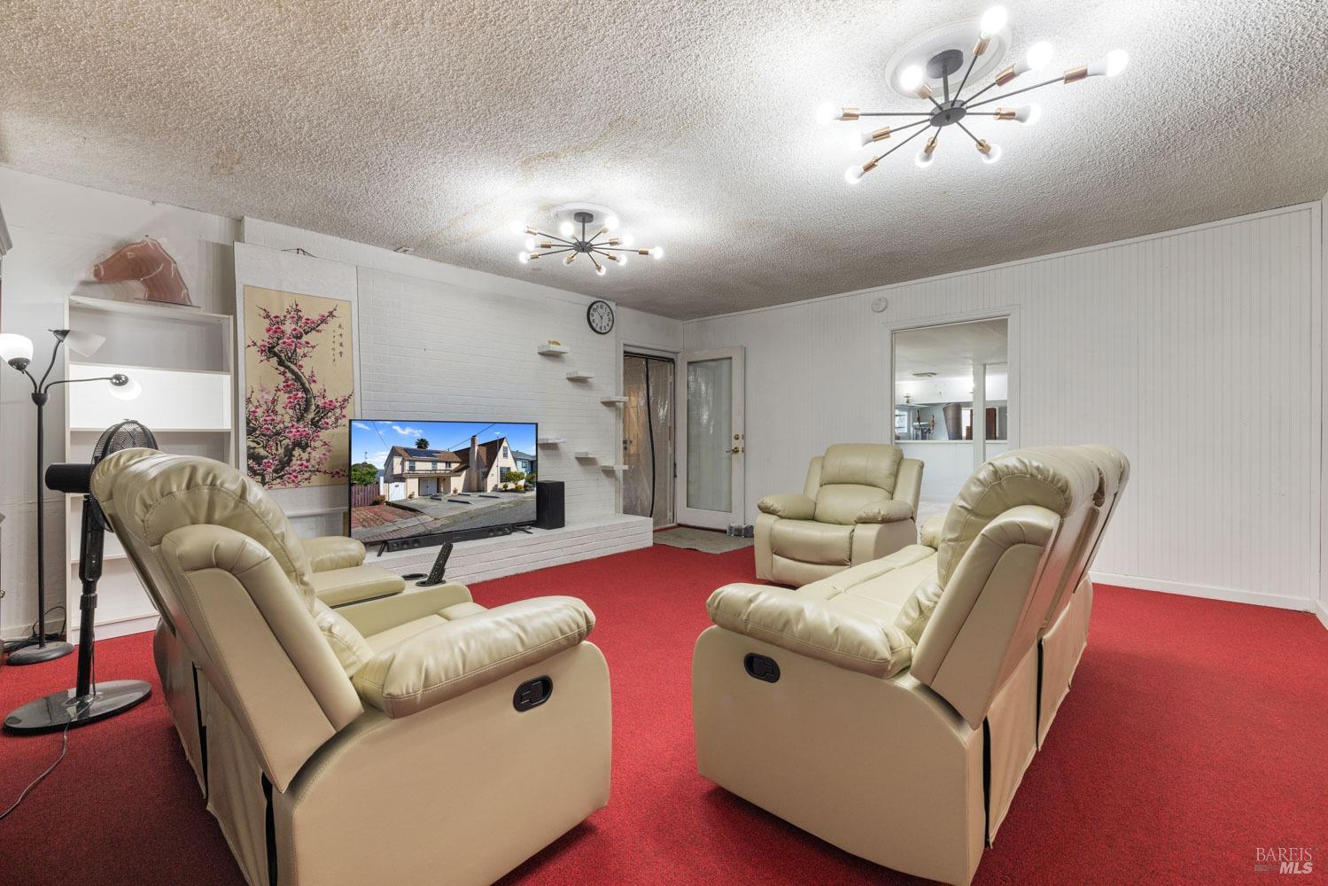 Gordon Street, Vallejo, California image 28