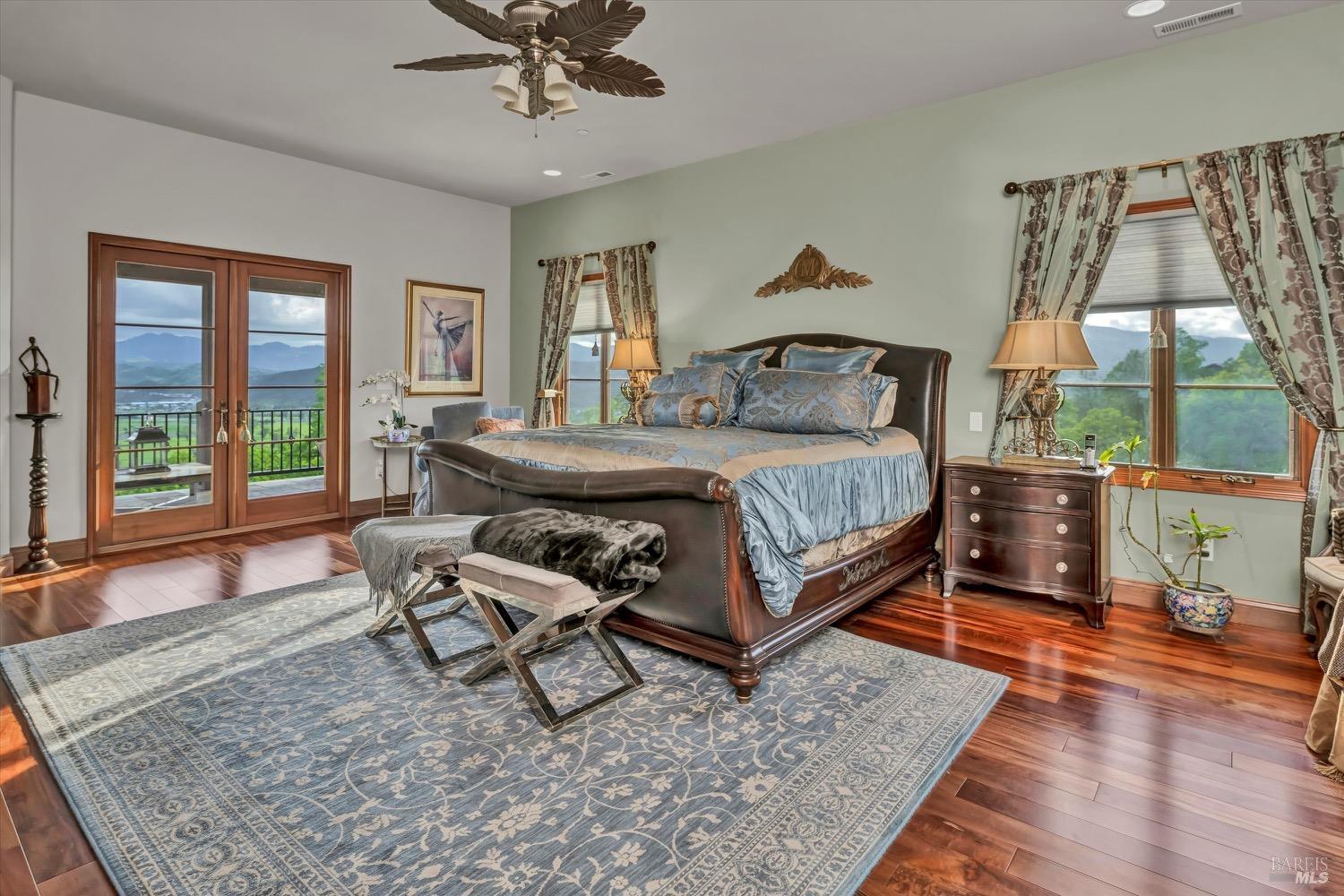 Detail Gallery Image 43 of 79 For 19255 Dallas Ct, Hidden Valley Lake,  CA 95467 - 4 Beds | 4/1 Baths