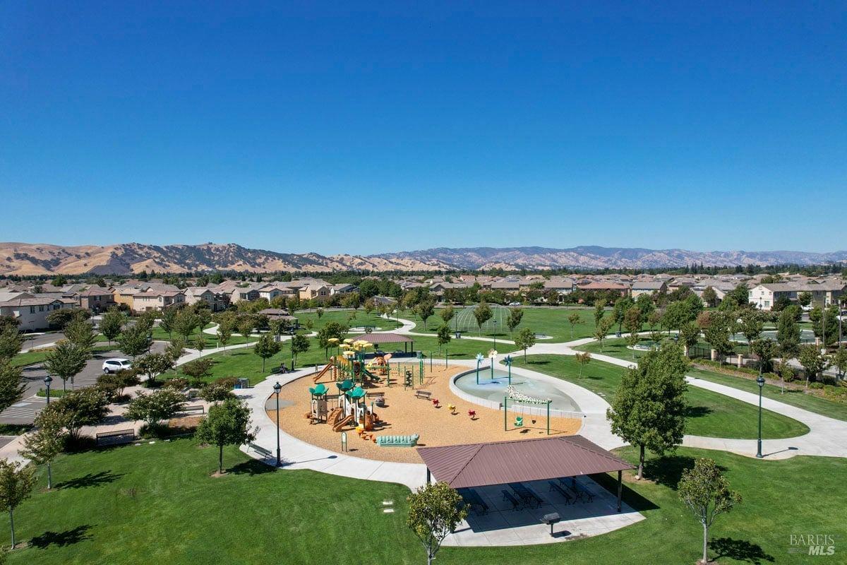 Detail Gallery Image 46 of 51 For 825 Hampton St, Vacaville,  CA 95687 - 4 Beds | 3/1 Baths