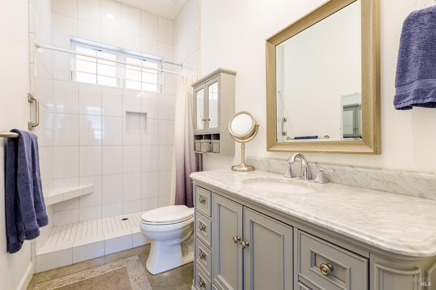 Detail Gallery Image 36 of 55 For 17080 Highway 12 Hwy, Sonoma,  CA 95476 - 2 Beds | 2 Baths
