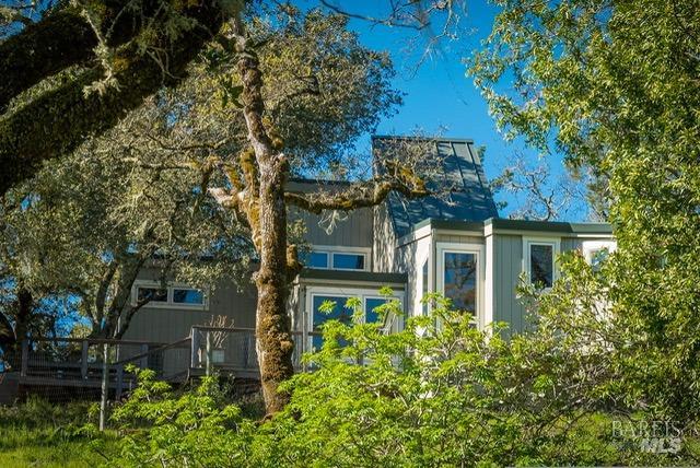 Detail Gallery Image 11 of 74 For 23078 Vineyard Rd, Geyserville,  CA 95441 - 3 Beds | 2 Baths