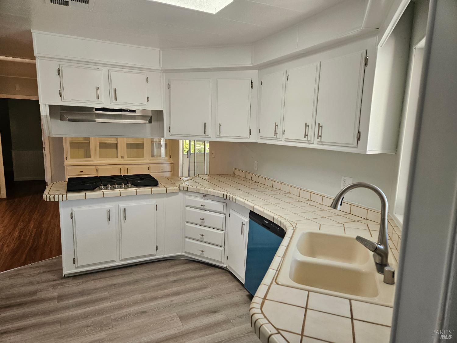 Detail Gallery Image 9 of 33 For 111 Estrella Dr 111, Santa Rosa,  CA 95403 - 3 Beds | 2 Baths