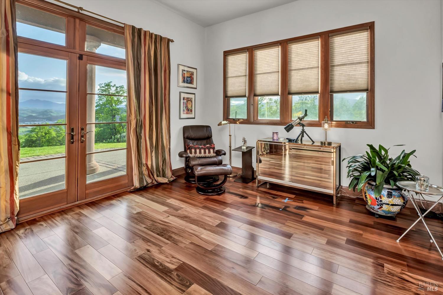 Detail Gallery Image 60 of 79 For 19255 Dallas Ct, Hidden Valley Lake,  CA 95467 - 4 Beds | 4/1 Baths