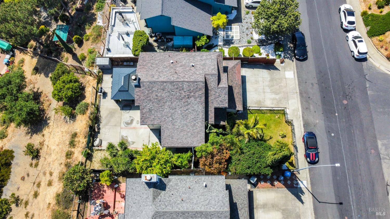 Cimarron Drive, Vallejo, California image 12