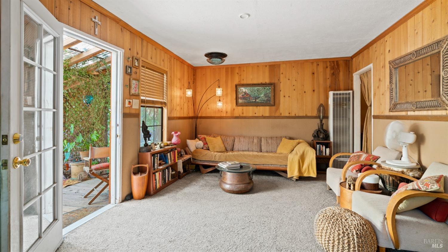 Detail Gallery Image 6 of 25 For 306 Else Way, Cloverdale,  CA 95425 - 2 Beds | 1 Baths