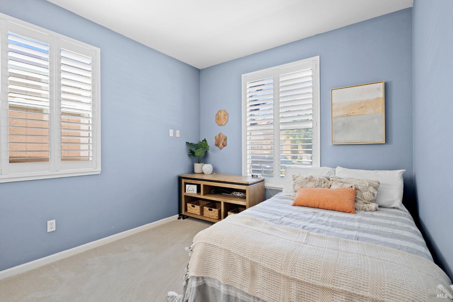 Detail Gallery Image 7 of 51 For 825 Hampton St, Vacaville,  CA 95687 - 4 Beds | 3/1 Baths