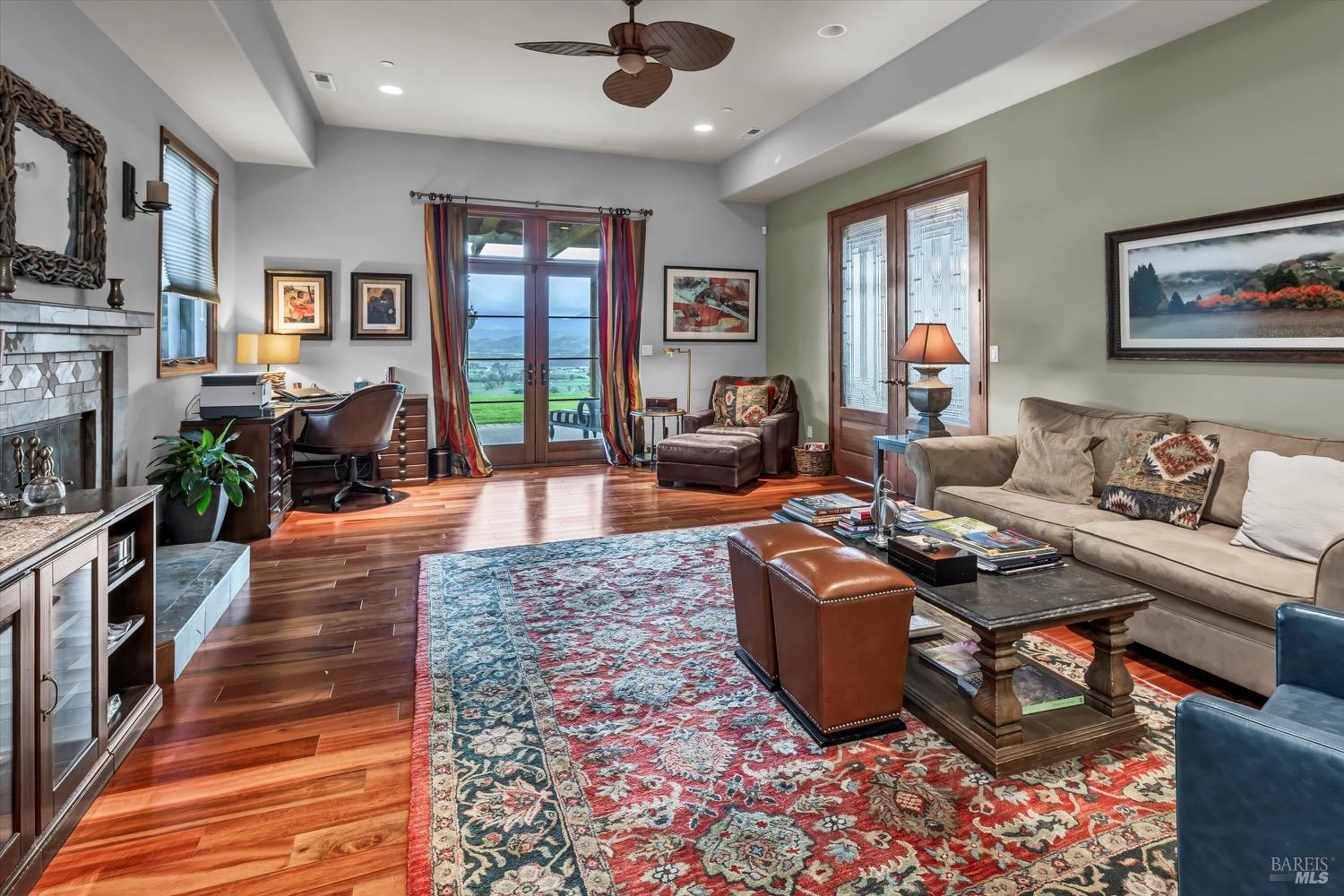Detail Gallery Image 26 of 79 For 19255 Dallas Ct, Hidden Valley Lake,  CA 95467 - 4 Beds | 4/1 Baths