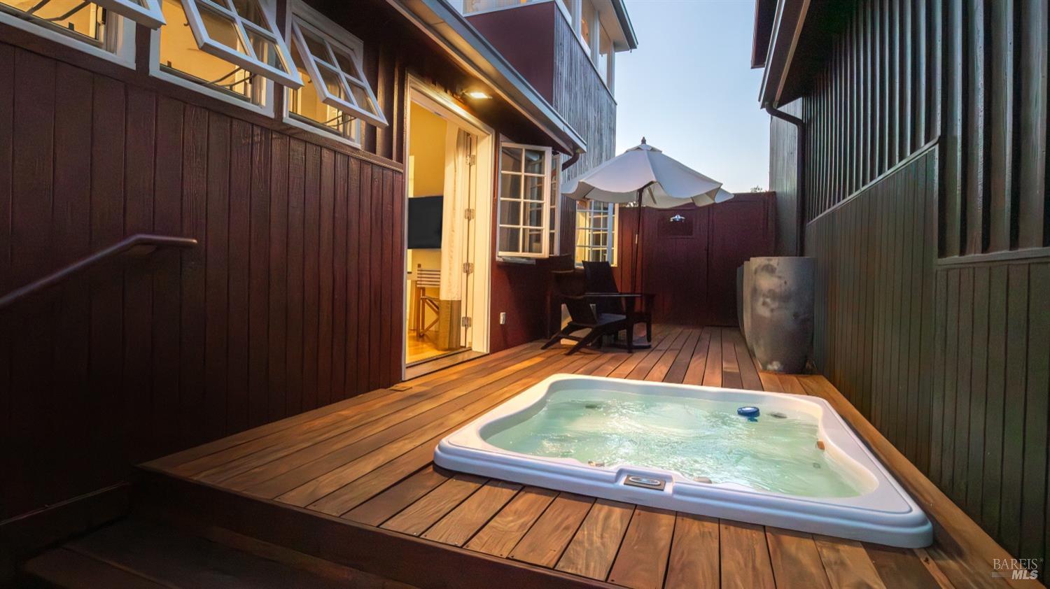 Detail Gallery Image 9 of 90 For 4044 Sonoma Hwy #16,  Napa,  CA 94559 - 3 Beds | 3/1 Baths