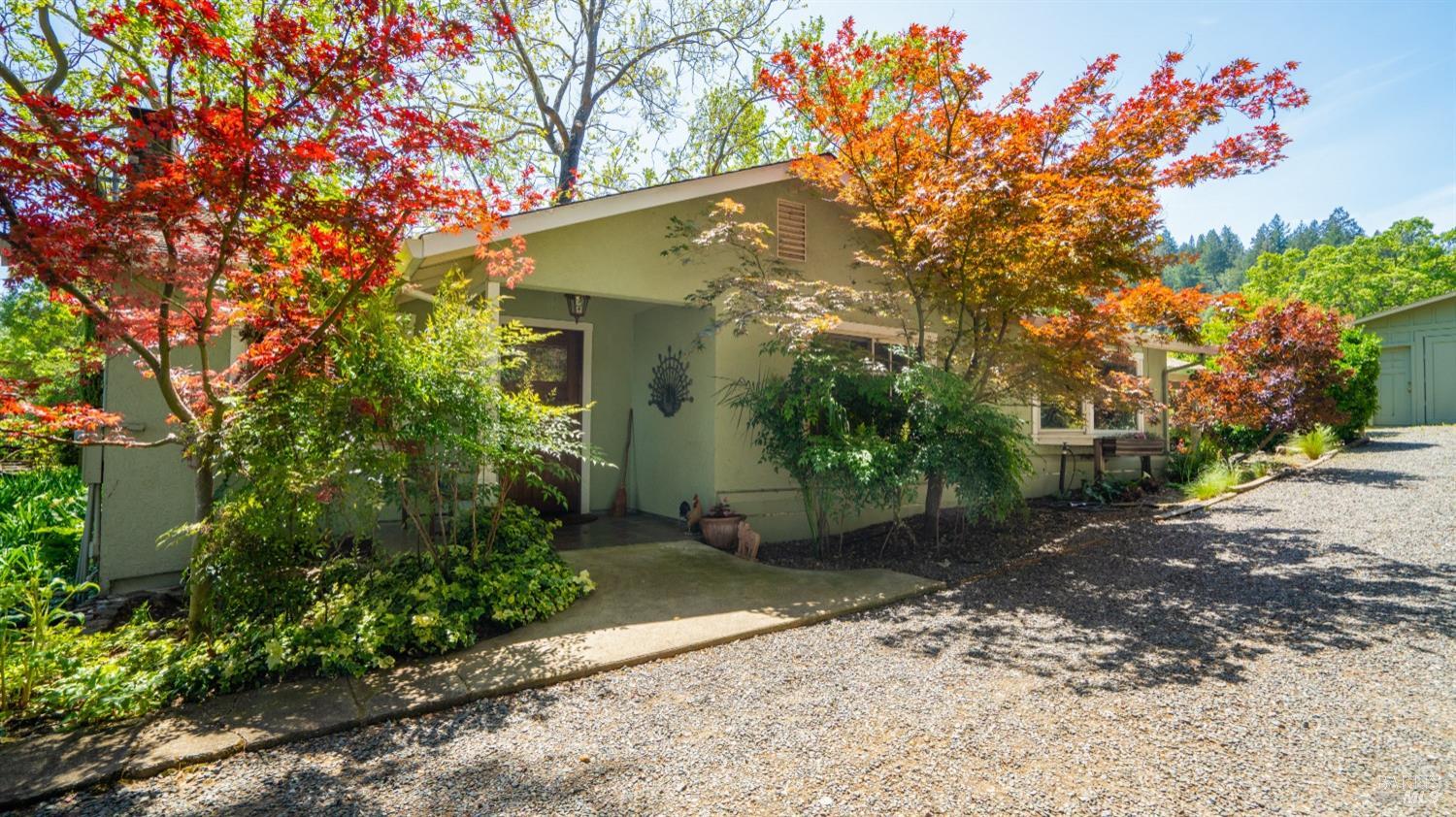 Detail Gallery Image 1 of 59 For 2267 Westside Rd, Healdsburg,  CA 95448 - 2 Beds | 2 Baths