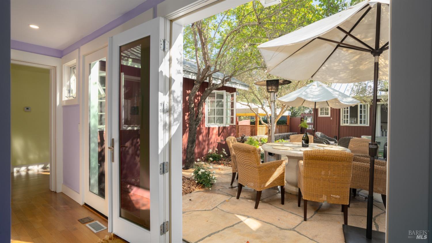 Detail Gallery Image 22 of 90 For 4044 Sonoma Hwy #16,  Napa,  CA 94559 - 3 Beds | 3/1 Baths