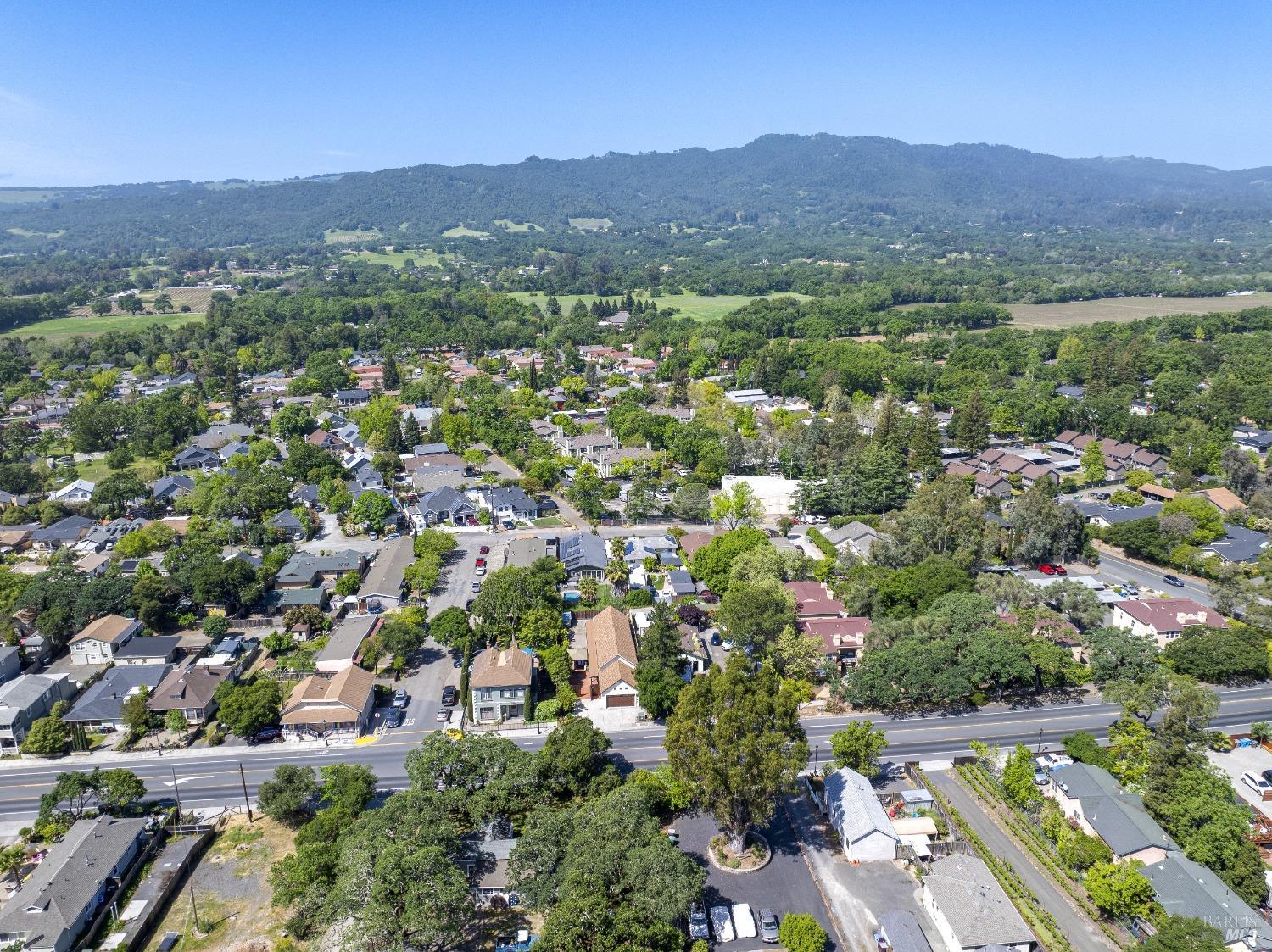 Detail Gallery Image 54 of 55 For 17080 Highway 12 Hwy, Sonoma,  CA 95476 - 2 Beds | 2 Baths