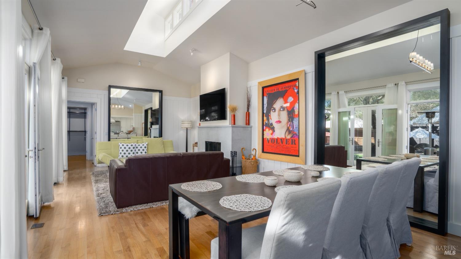 Detail Gallery Image 19 of 90 For 4044 Sonoma Hwy #16,  Napa,  CA 94559 - 3 Beds | 3/1 Baths