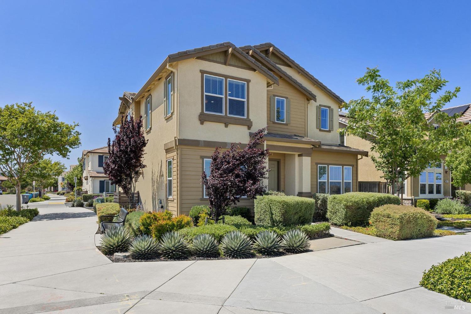 Detail Gallery Image 3 of 47 For 5635 Vanden Rd, Vacaville,  CA 95687 - 4 Beds | 3 Baths