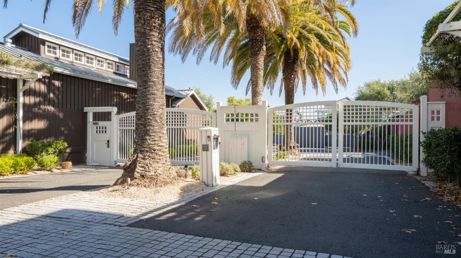 Detail Gallery Image 59 of 90 For 4044 Sonoma Hwy #16,  Napa,  CA 94559 - 3 Beds | 3/1 Baths