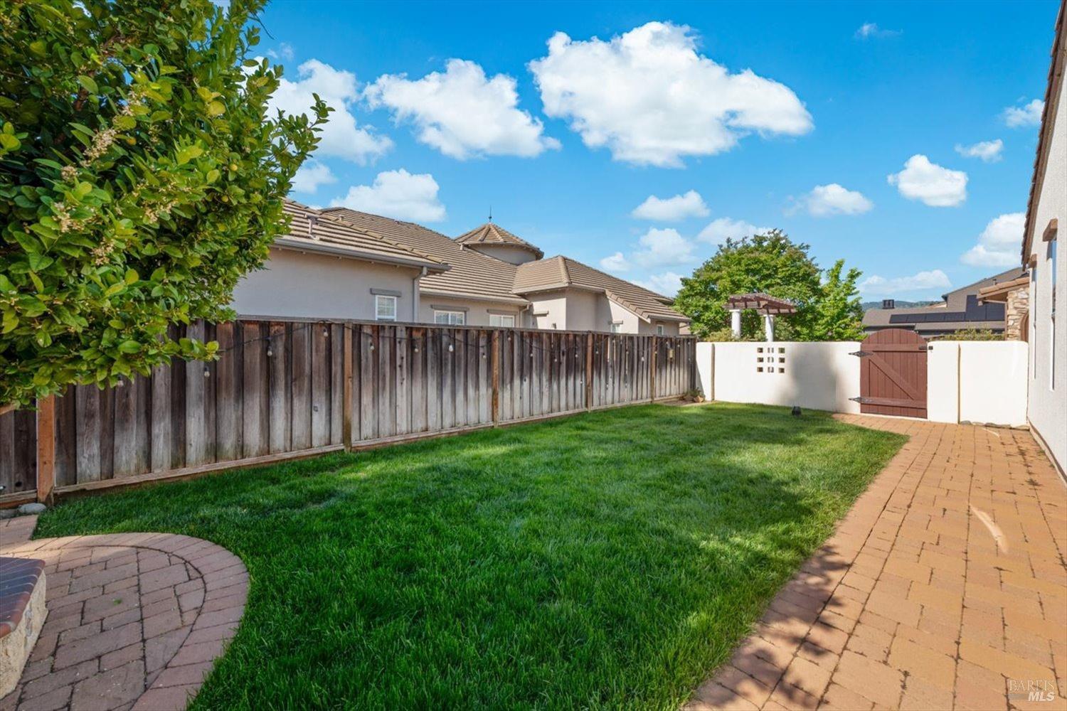 Detail Gallery Image 56 of 77 For 502 Longwood Pl, Vacaville,  CA 95688 - 3 Beds | 3/1 Baths