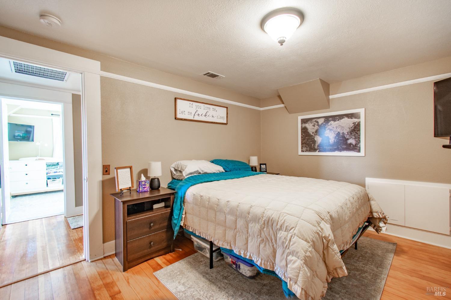 Detail Gallery Image 13 of 25 For 231 E Mayes St, Dixon,  CA 95620 - 3 Beds | 1/1 Baths