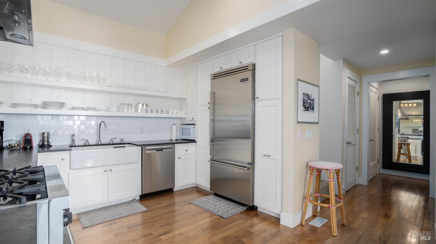 Detail Gallery Image 17 of 90 For 4044 Sonoma Hwy #16,  Napa,  CA 94559 - 3 Beds | 3/1 Baths