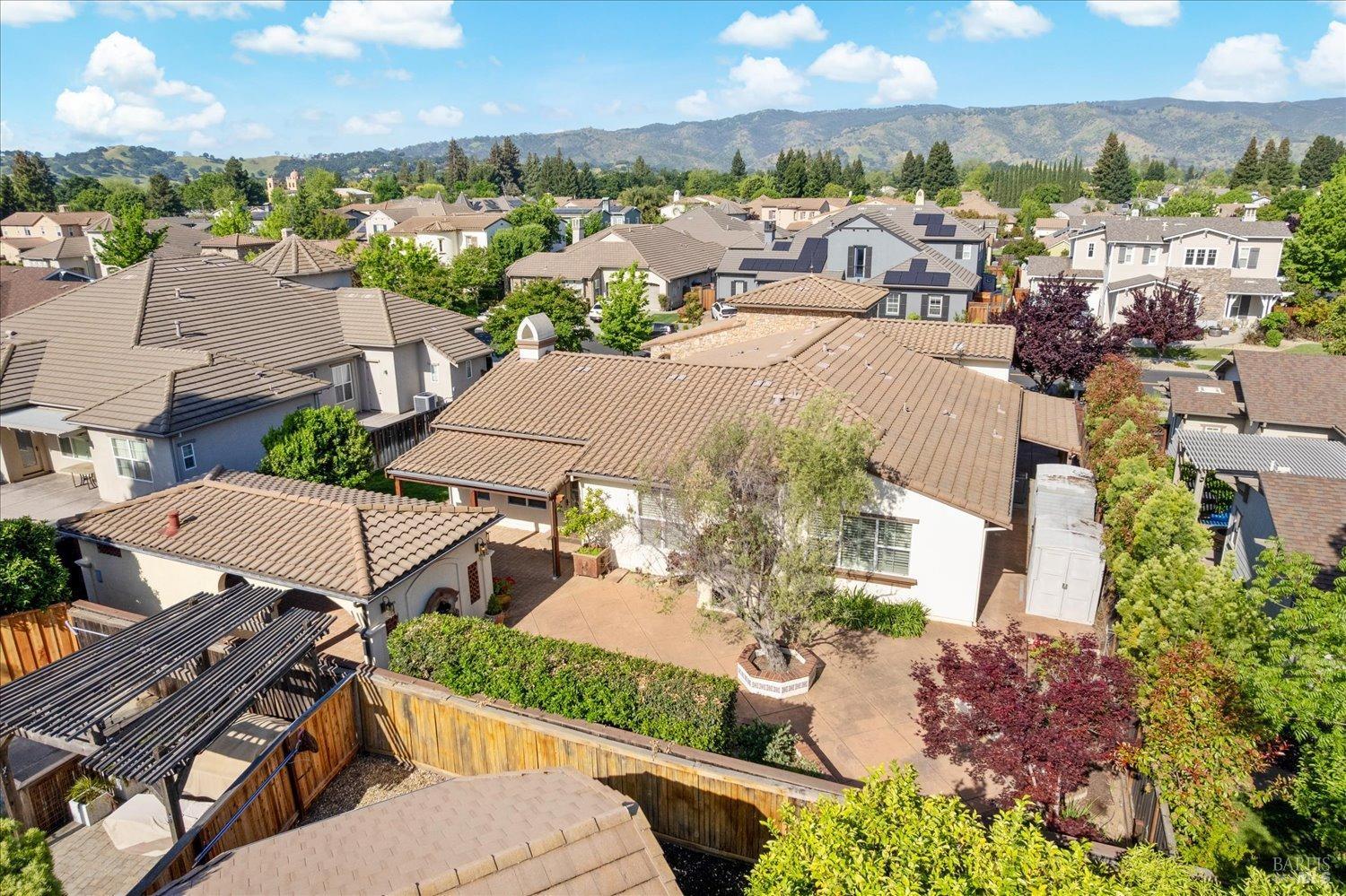 Detail Gallery Image 74 of 77 For 502 Longwood Pl, Vacaville,  CA 95688 - 3 Beds | 3/1 Baths
