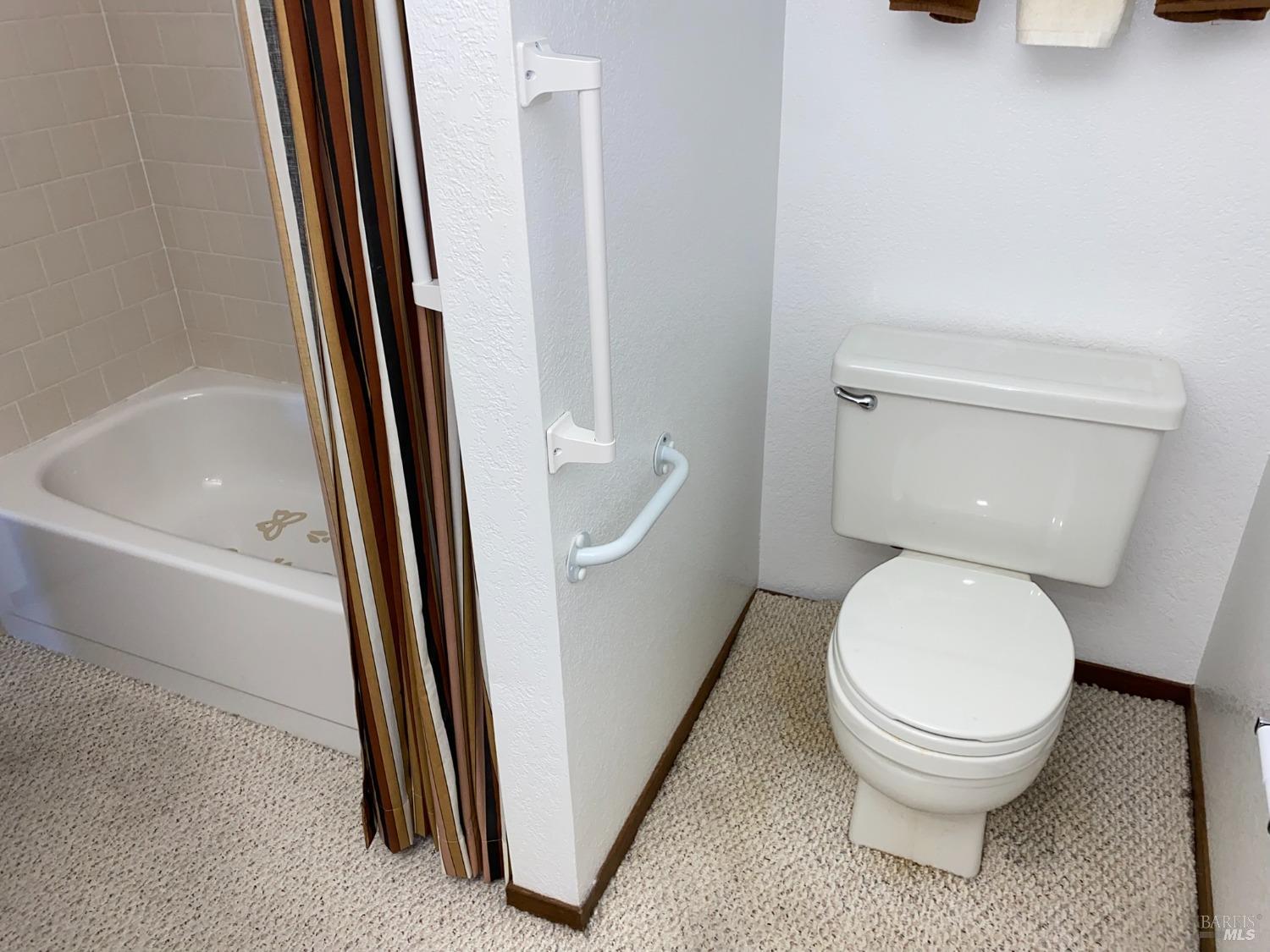 Detail Gallery Image 32 of 68 For 155 Quietwood Dr, Vacaville,  CA 95688 - 4 Beds | 2/1 Baths