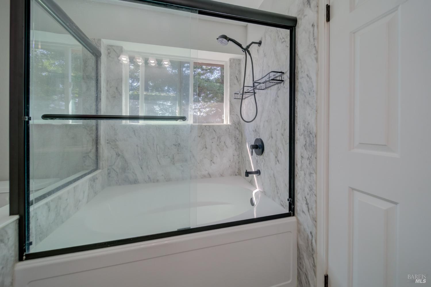 Detail Gallery Image 38 of 51 For 2415 Tea Ct, Fairfield,  CA 94534 - 3 Beds | 2/1 Baths