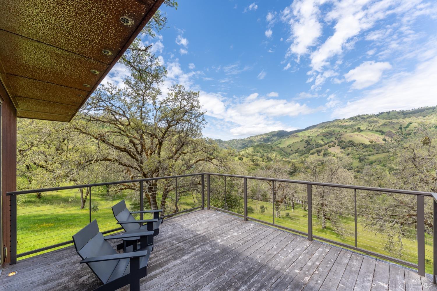 Detail Gallery Image 11 of 36 For 4305 Long Valley Ranch Rd, Ukiah,  CA 95482 - 2 Beds | 1 Baths
