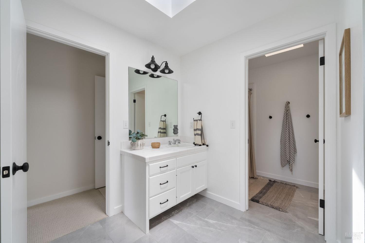 Detail Gallery Image 37 of 74 For 30 Tarry Rd, San Anselmo,  CA 94960 - 5 Beds | 3/1 Baths