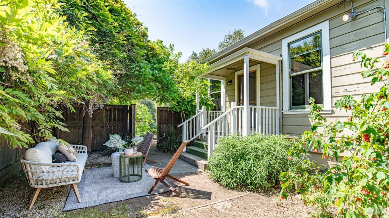 Detail Gallery Image 39 of 47 For 623 3rd St, Napa,  CA 94559 - 2 Beds | 2 Baths