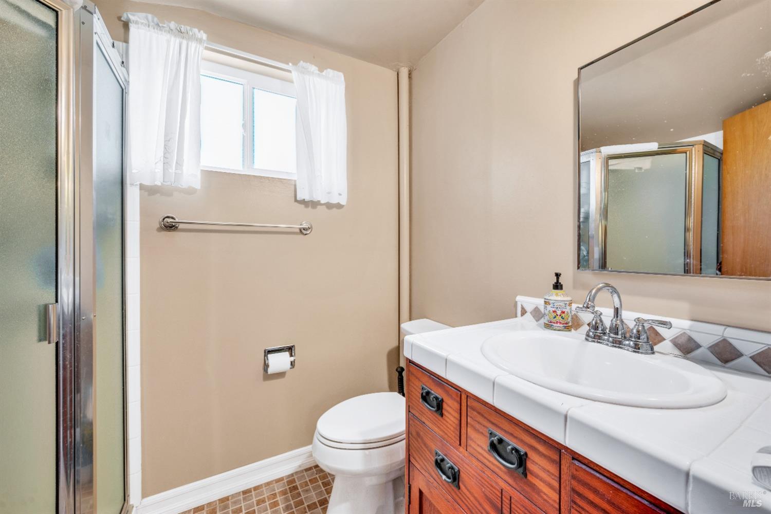 Detail Gallery Image 16 of 34 For 3091 Foothill Blvd, Calistoga,  CA 94515 - 3 Beds | 2 Baths