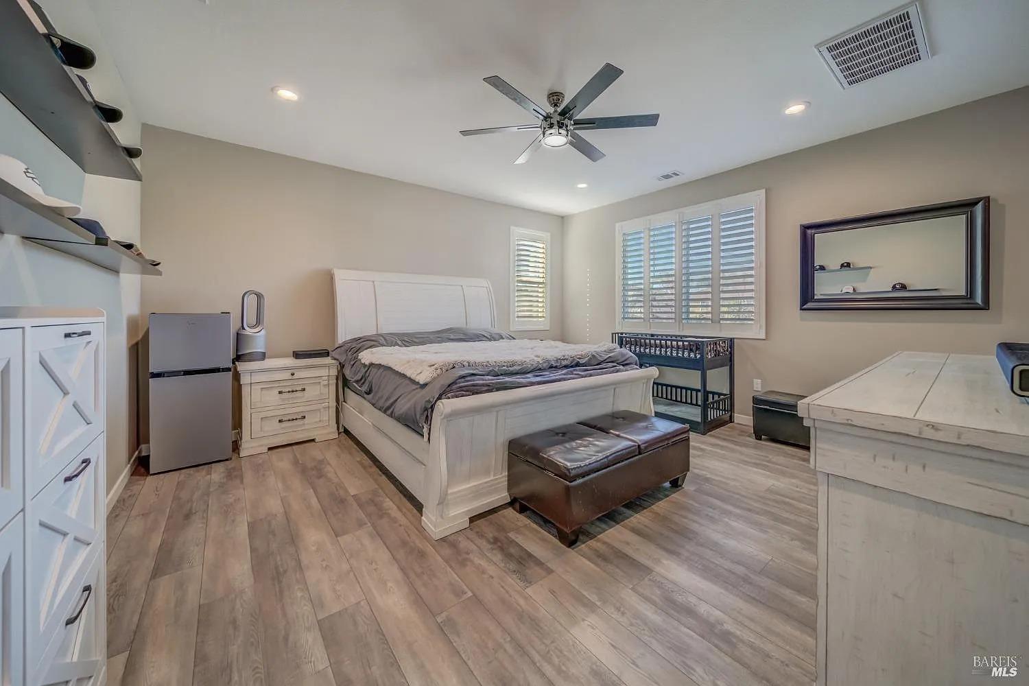Detail Gallery Image 15 of 27 For 1344 Jamboree Dr, Fairfield,  CA 94533 - 4 Beds | 3 Baths