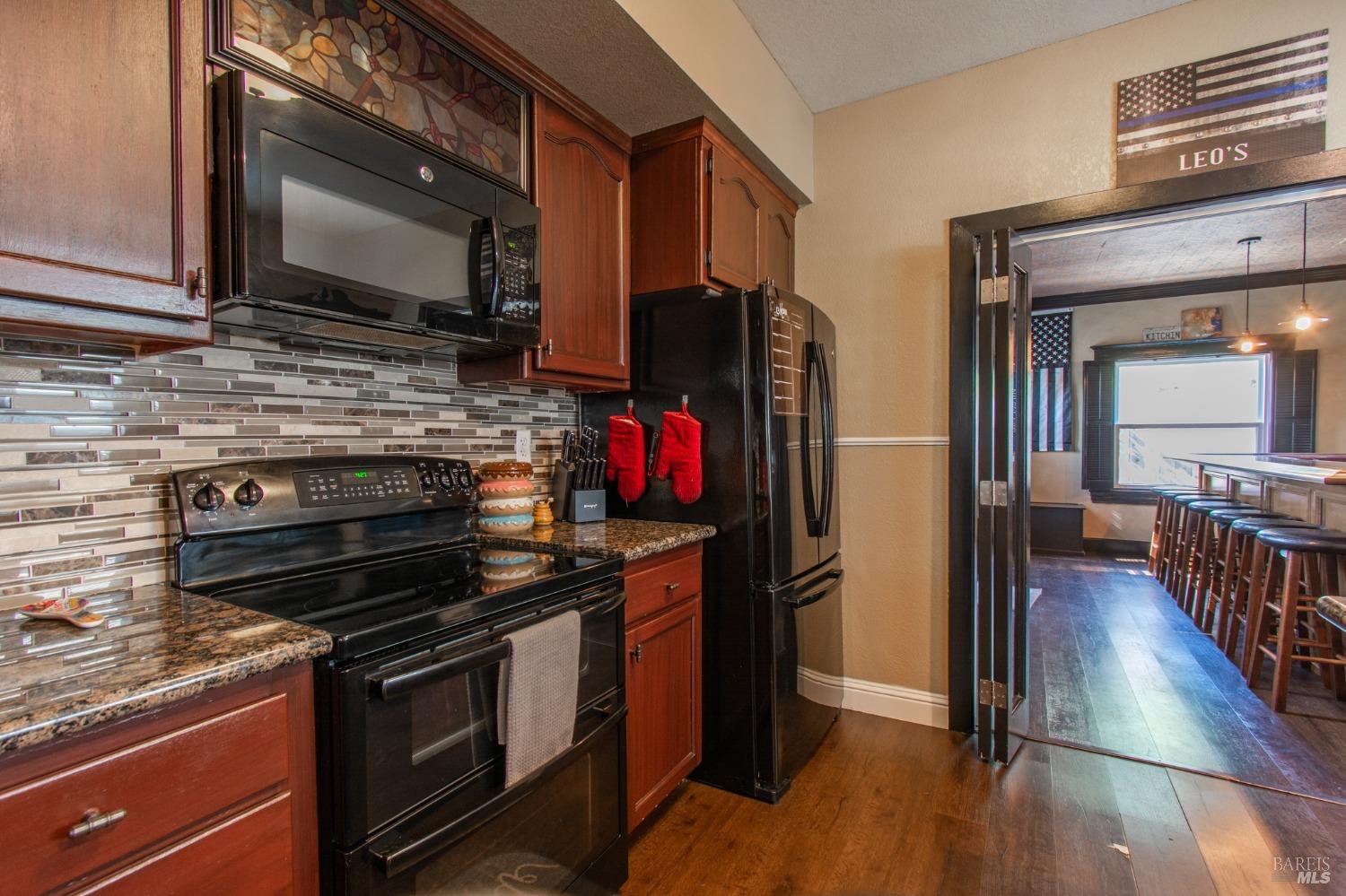 Detail Gallery Image 12 of 25 For 231 E Mayes St, Dixon,  CA 95620 - 3 Beds | 1/1 Baths
