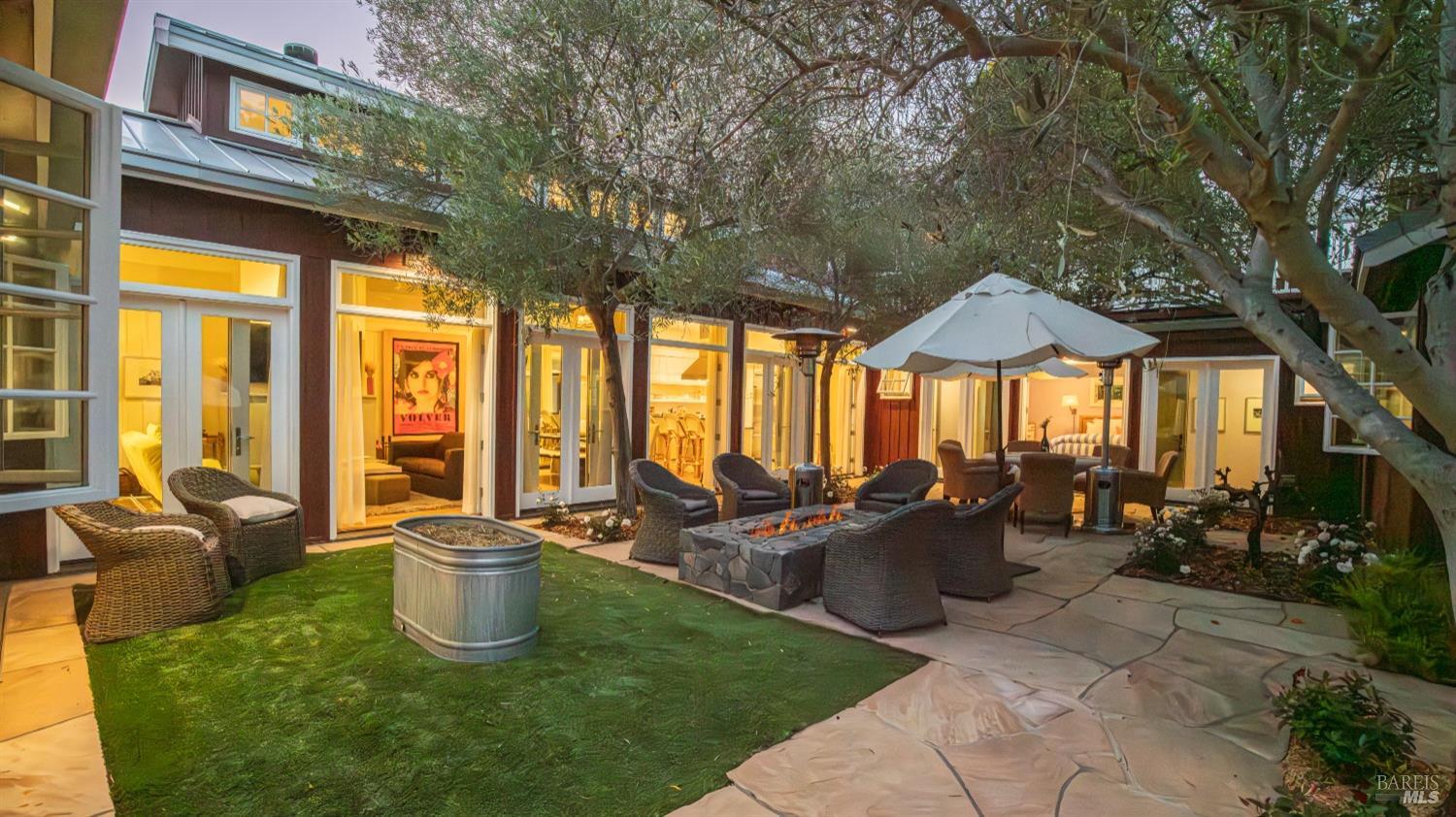 Detail Gallery Image 3 of 90 For 4044 Sonoma Hwy #16,  Napa,  CA 94559 - 3 Beds | 3/1 Baths