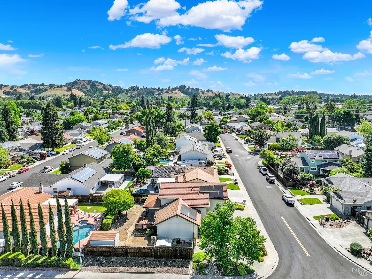Detail Gallery Image 62 of 68 For 155 Quietwood Dr, Vacaville,  CA 95688 - 4 Beds | 2/1 Baths