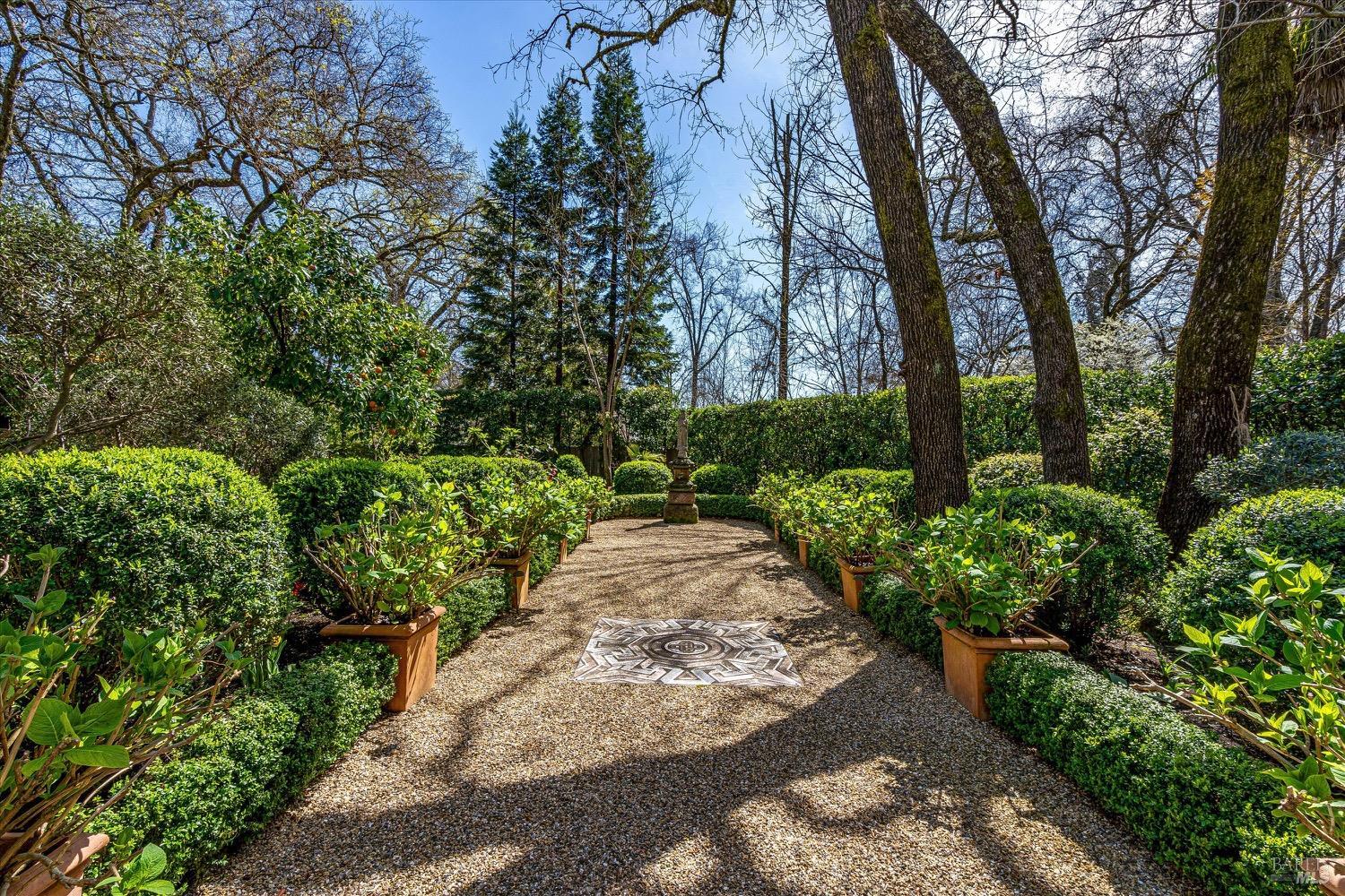 Detail Gallery Image 42 of 43 For 1095 Lodi Ln, Saint Helena,  CA 94574 - 3 Beds | 3/1 Baths