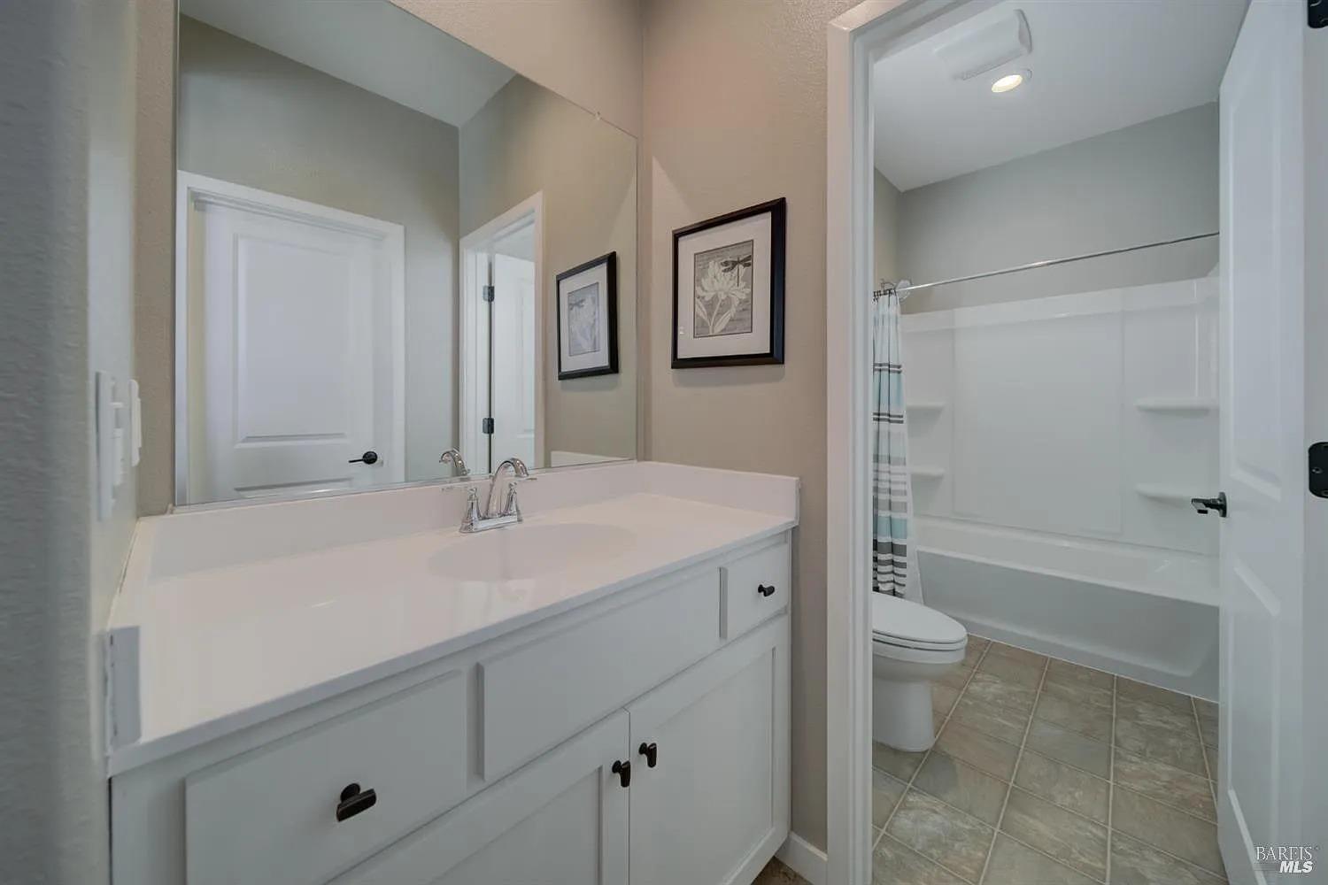 Detail Gallery Image 23 of 27 For 1344 Jamboree Dr, Fairfield,  CA 94533 - 4 Beds | 3 Baths