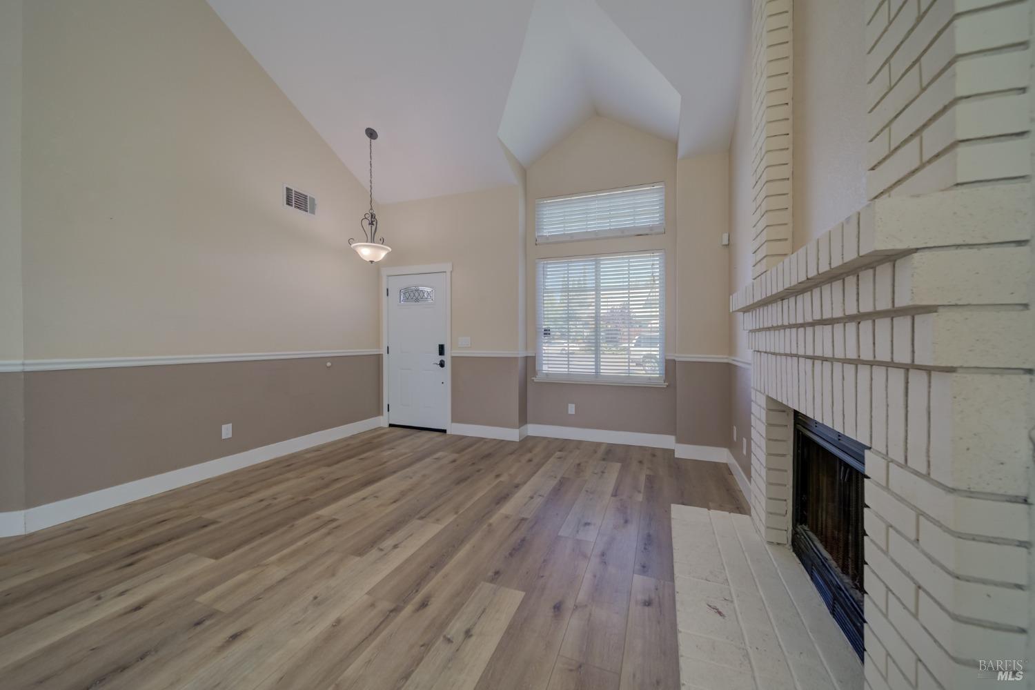 Detail Gallery Image 11 of 51 For 2415 Tea Ct, Fairfield,  CA 94534 - 3 Beds | 2/1 Baths