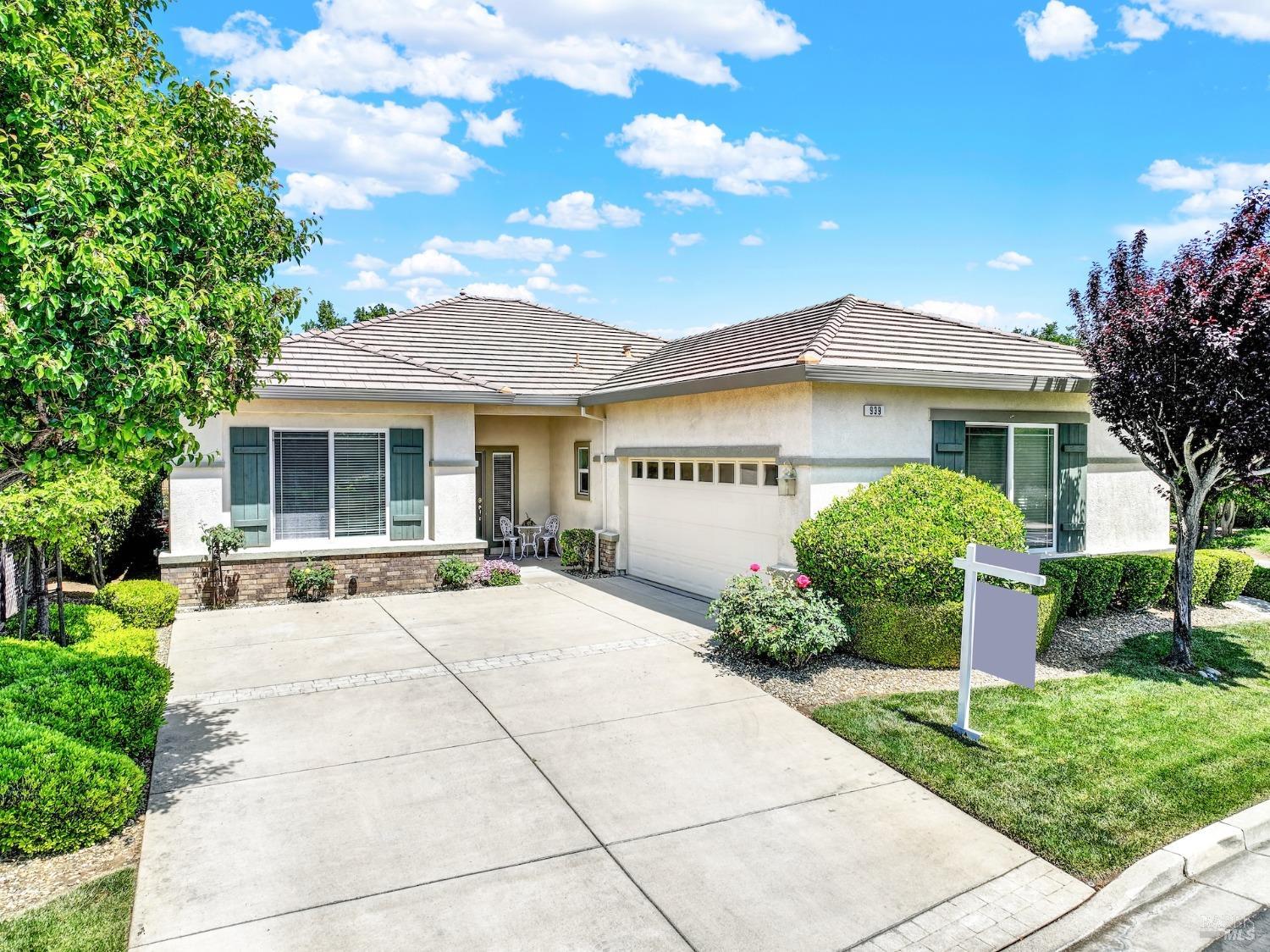 Detail Gallery Image 1 of 87 For 939 Suntan Ln, Brentwood,  CA 94513 - 2 Beds | 2 Baths