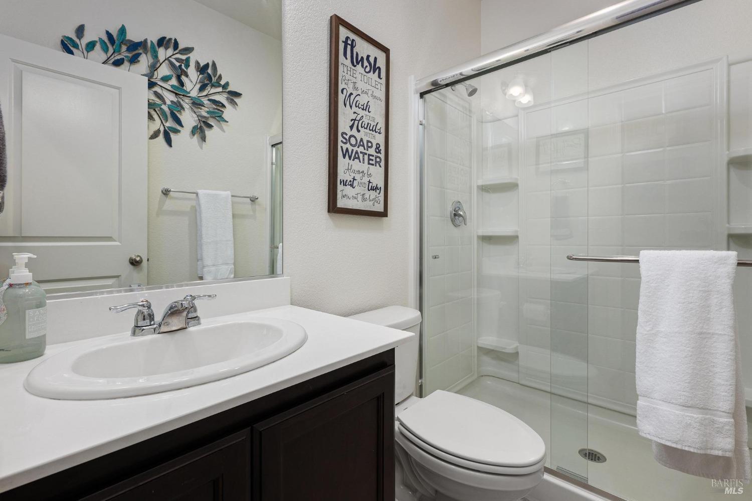 Detail Gallery Image 17 of 47 For 5635 Vanden Rd, Vacaville,  CA 95687 - 4 Beds | 3 Baths