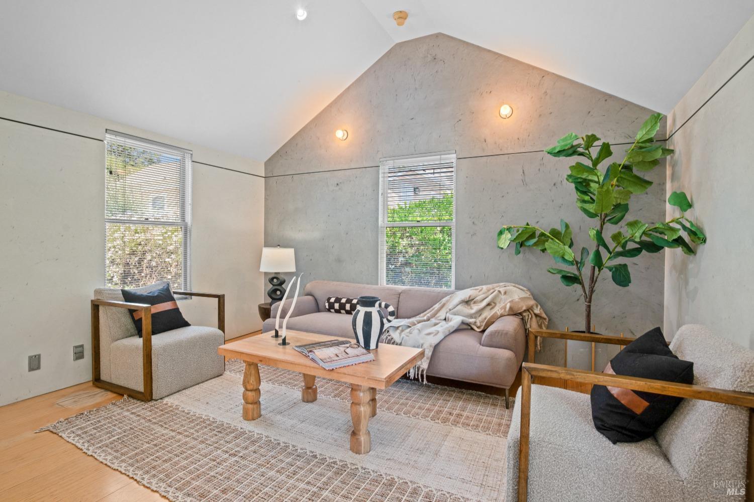 Detail Gallery Image 28 of 47 For 623 3rd St, Napa,  CA 94559 - 2 Beds | 2 Baths
