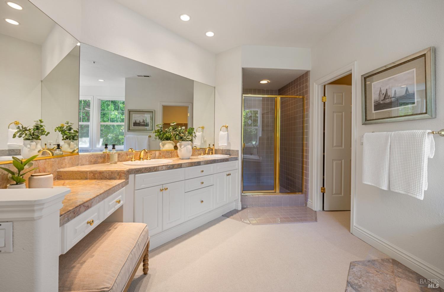 Detail Gallery Image 20 of 35 For 438 Laverne Ave, Mill Valley,  CA 94941 - 4 Beds | 3/1 Baths
