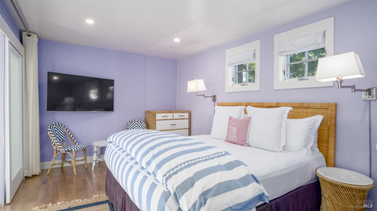 Detail Gallery Image 24 of 90 For 4044 Sonoma Hwy #16,  Napa,  CA 94559 - 3 Beds | 3/1 Baths